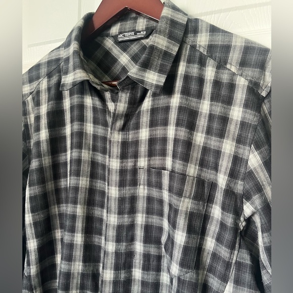 Arc'teryx Bernal Long Sleeve Shirt - Men's | Size Medium - Picture 3 of 9
